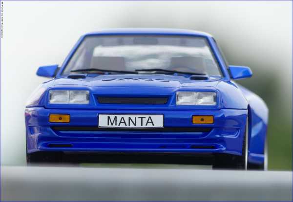 1:18 Opel Manta B Mattig WIDEBODY BLUE EDITION mit OVP